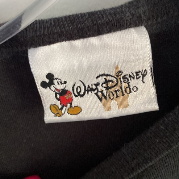 WALT DISNEY WORLD PARKS CASTLE foil tee shirt EPCOT HOLLYWOOD ANIMAL KINGDOM L - Picture 2 of 5